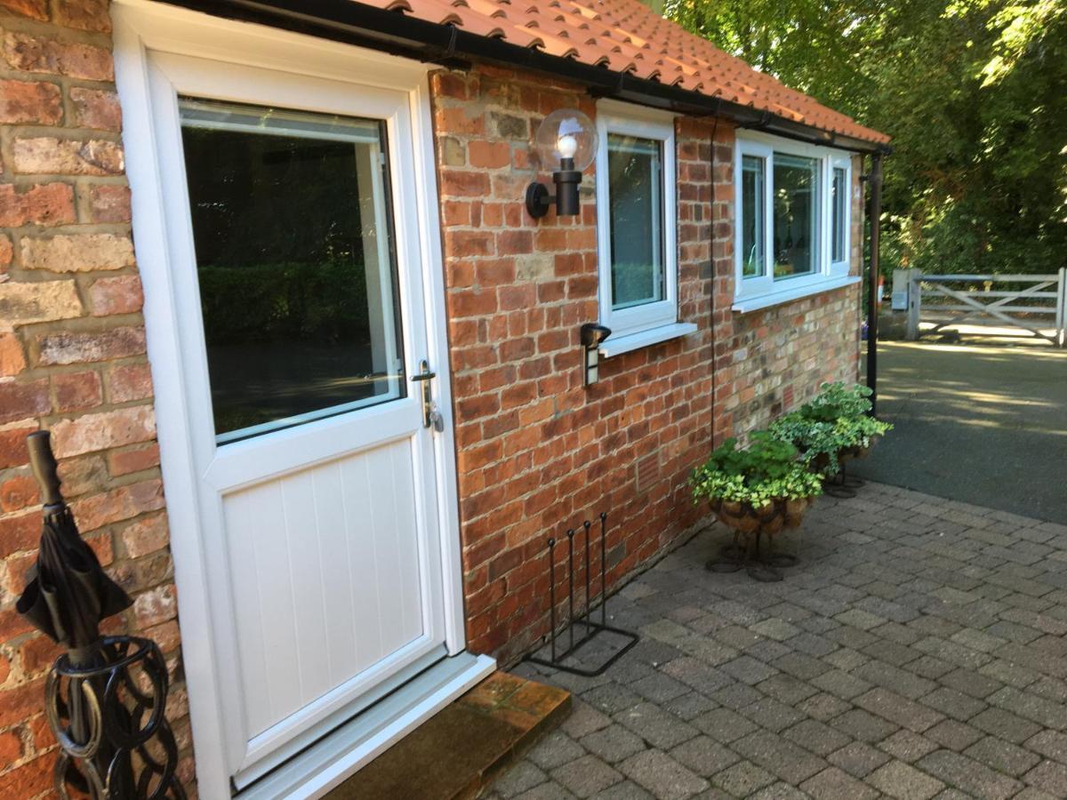 Crossways Self-Catering Cottage - Self Contained East Ravendale Esterno foto